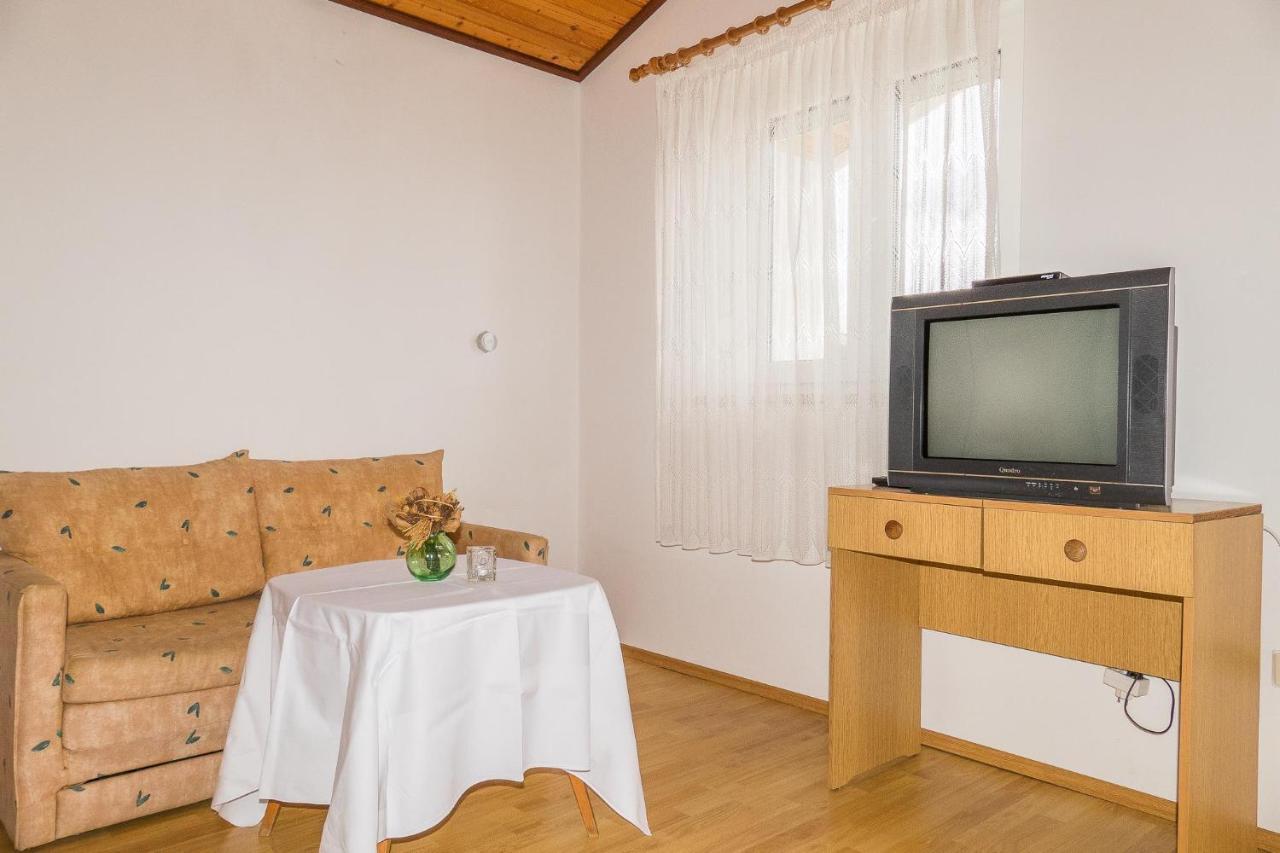 Apartments Pahljina Palit Экстерьер фото