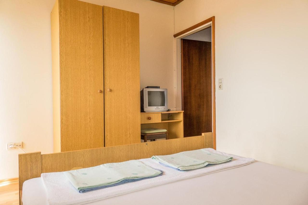 Apartments Pahljina Palit Экстерьер фото