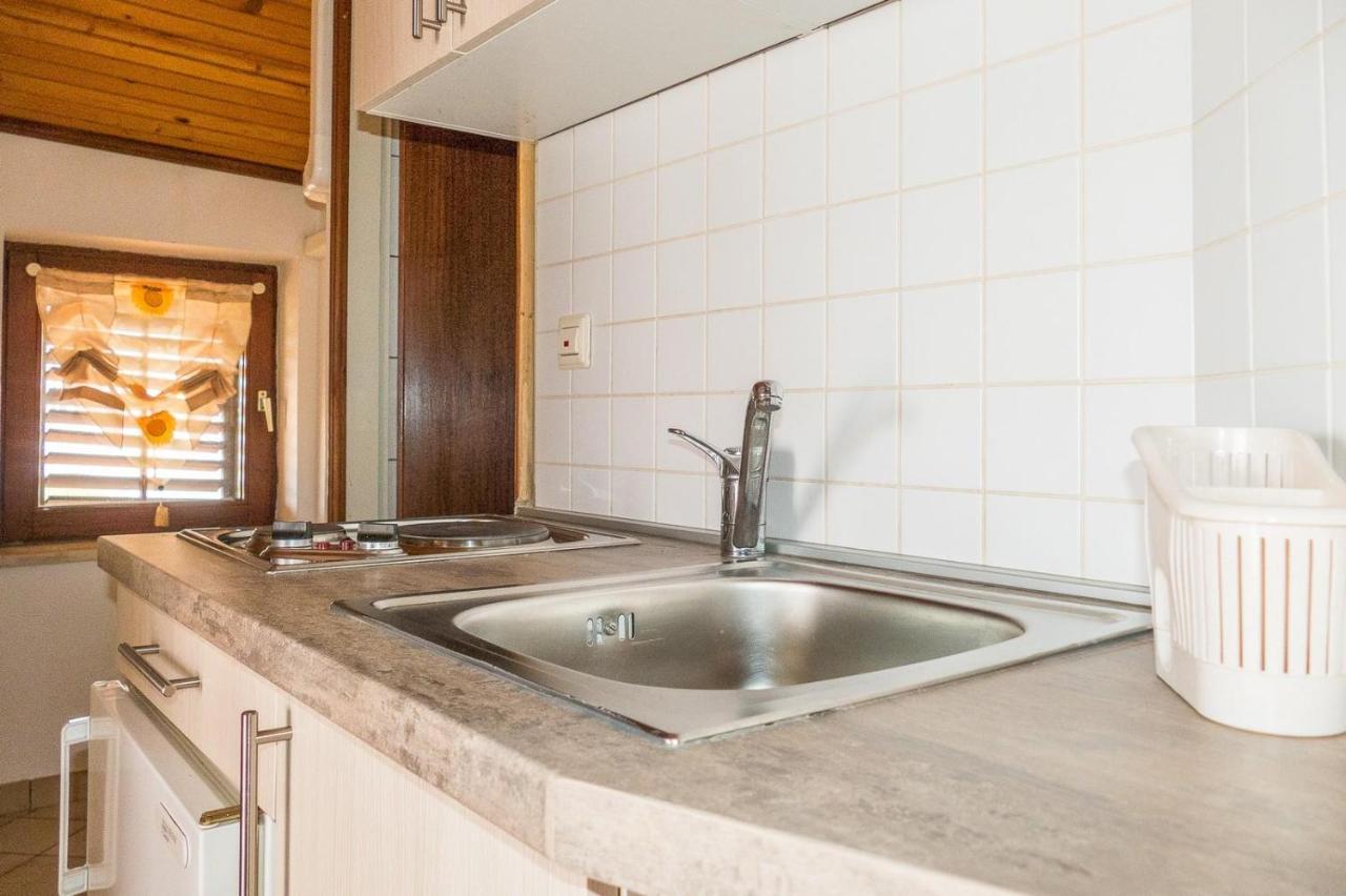 Apartments Pahljina Palit Экстерьер фото