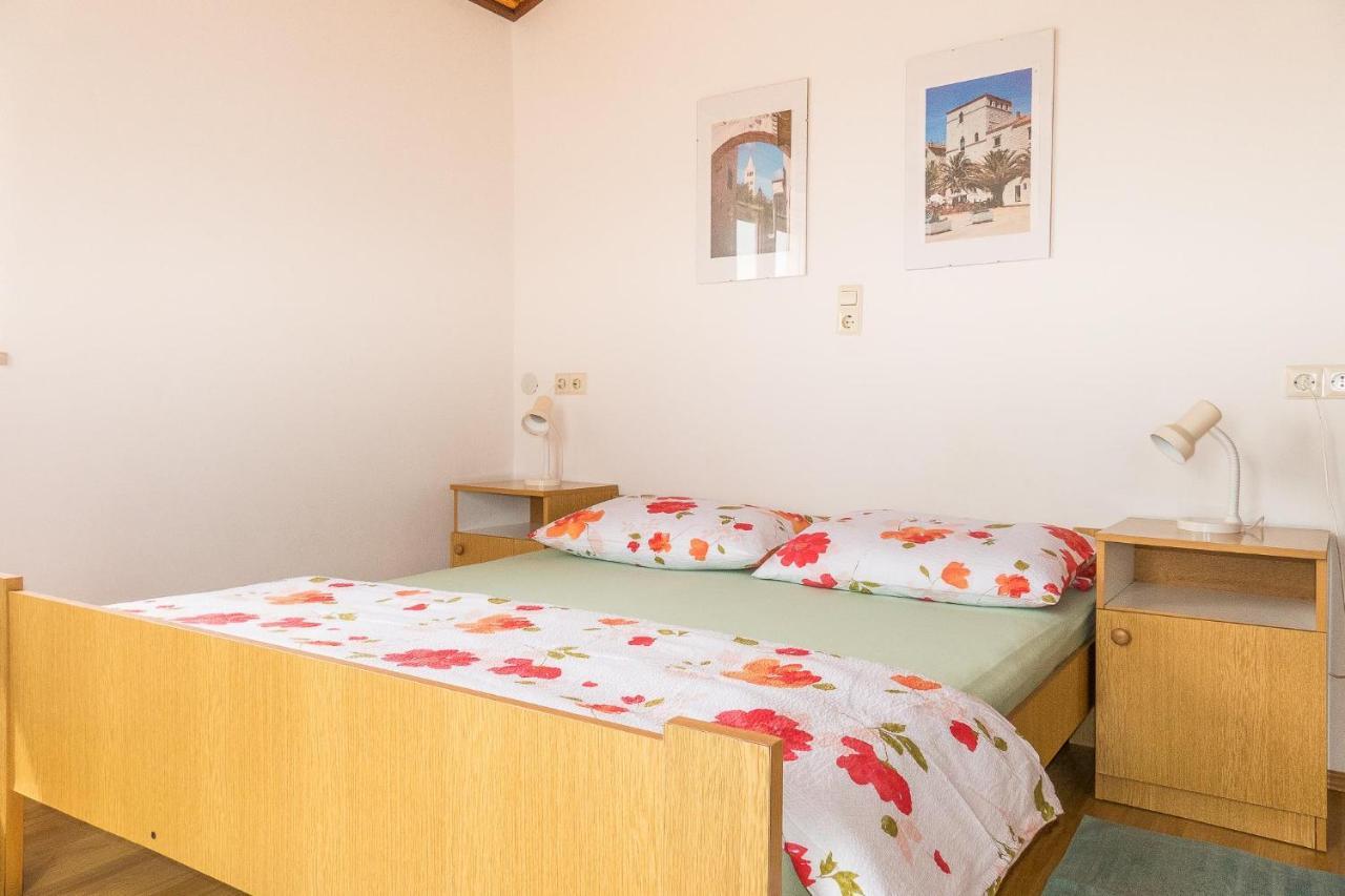 Apartments Pahljina Palit Экстерьер фото